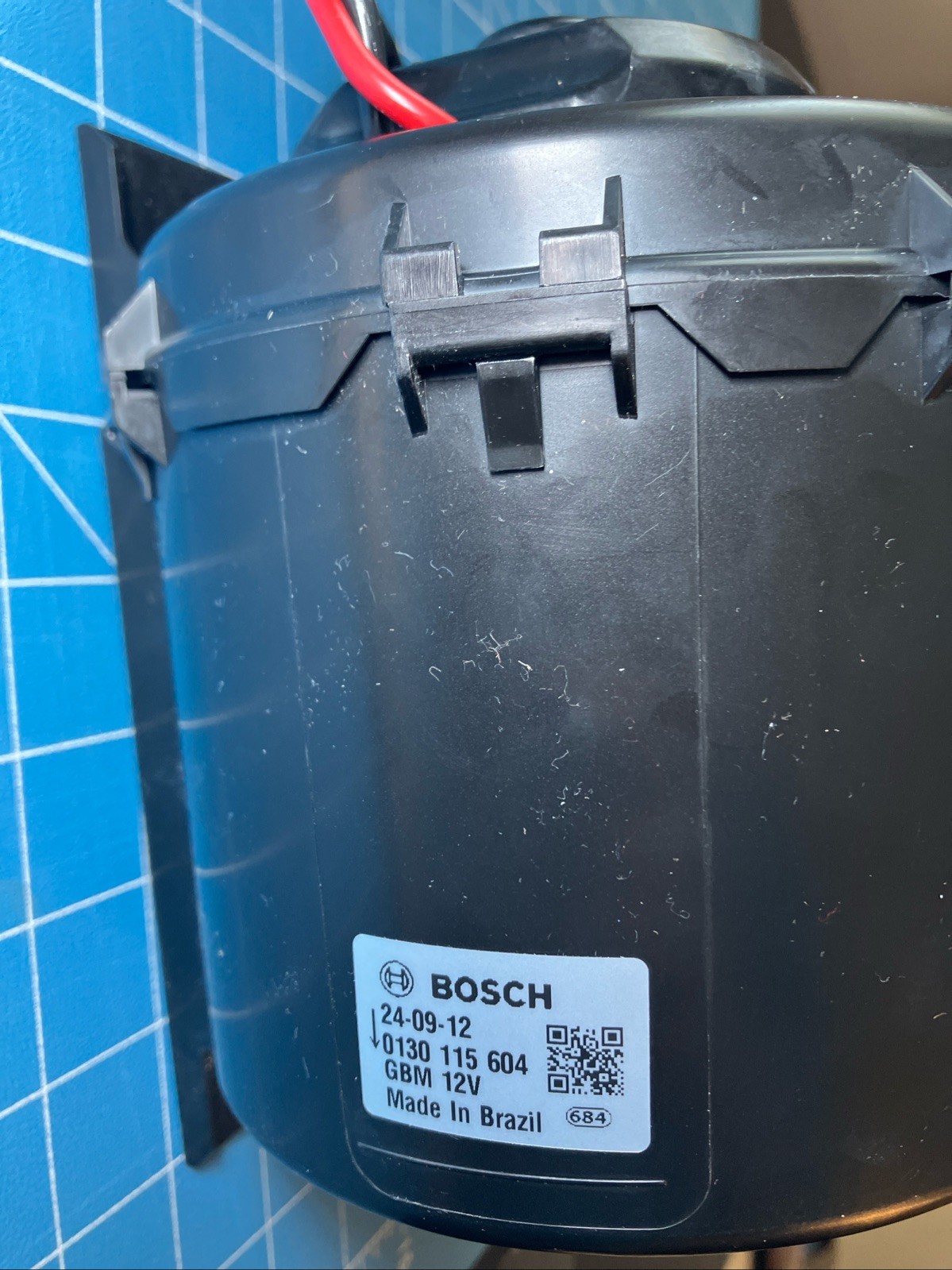 Bosch HVAC cabin blower Fan Motor assembly 0130 115 604 Gmb 12v, New, Ships Free