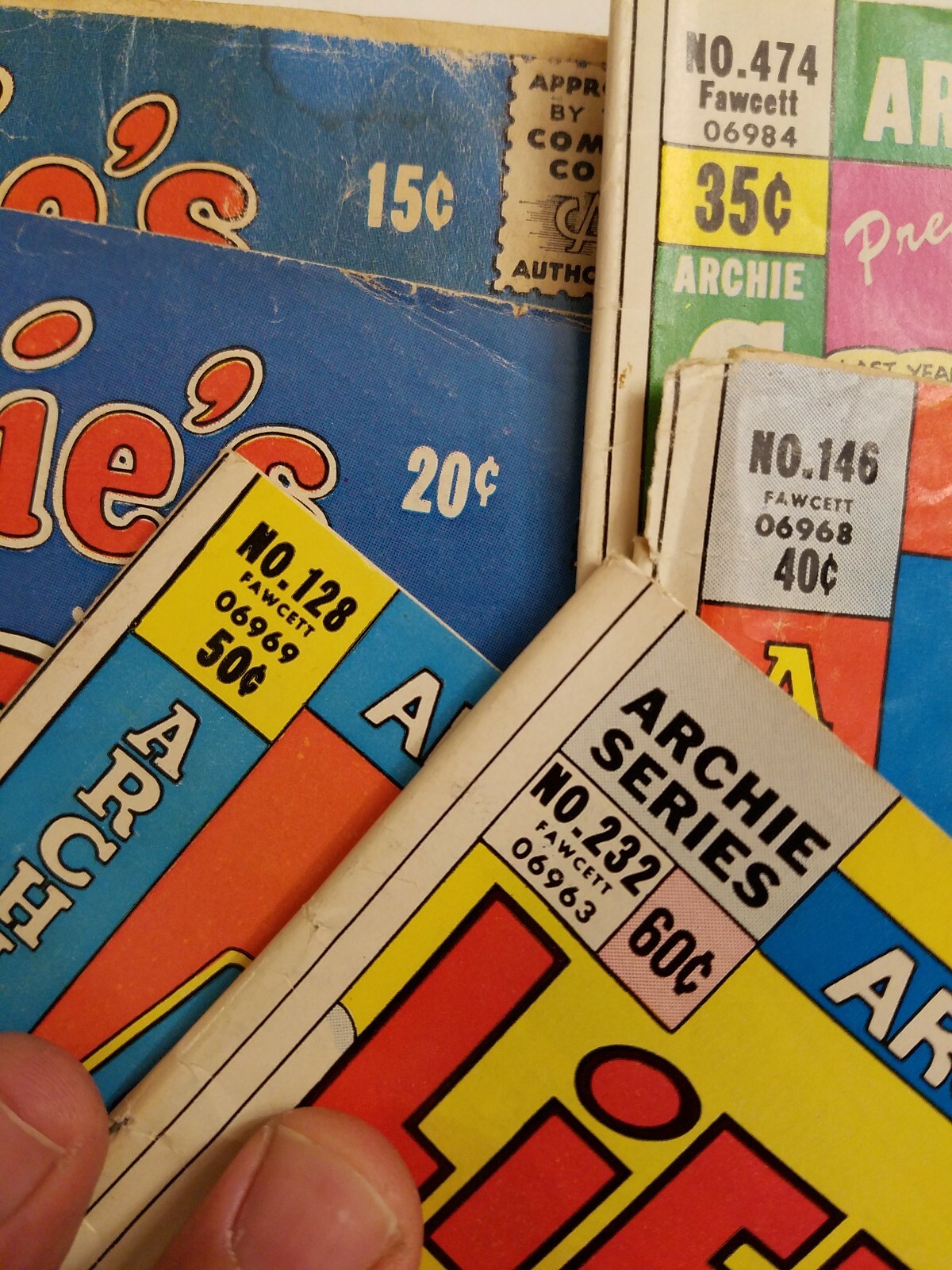 6 Vintage ARCHIE Comics 1970's JOKE BOOK Hard to find Issues BETTY VERONICA LQQK