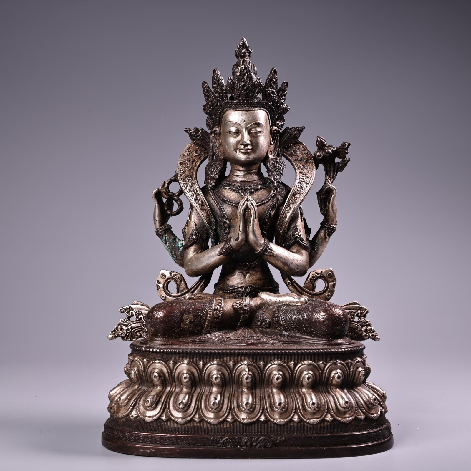 Antique Nepalese pure copper Tibetan Buddhist four-wall Avalokiteshvara statue Antique Nepalese pure copper Tibetan Buddhist four-wall Avalokiteshvara statue