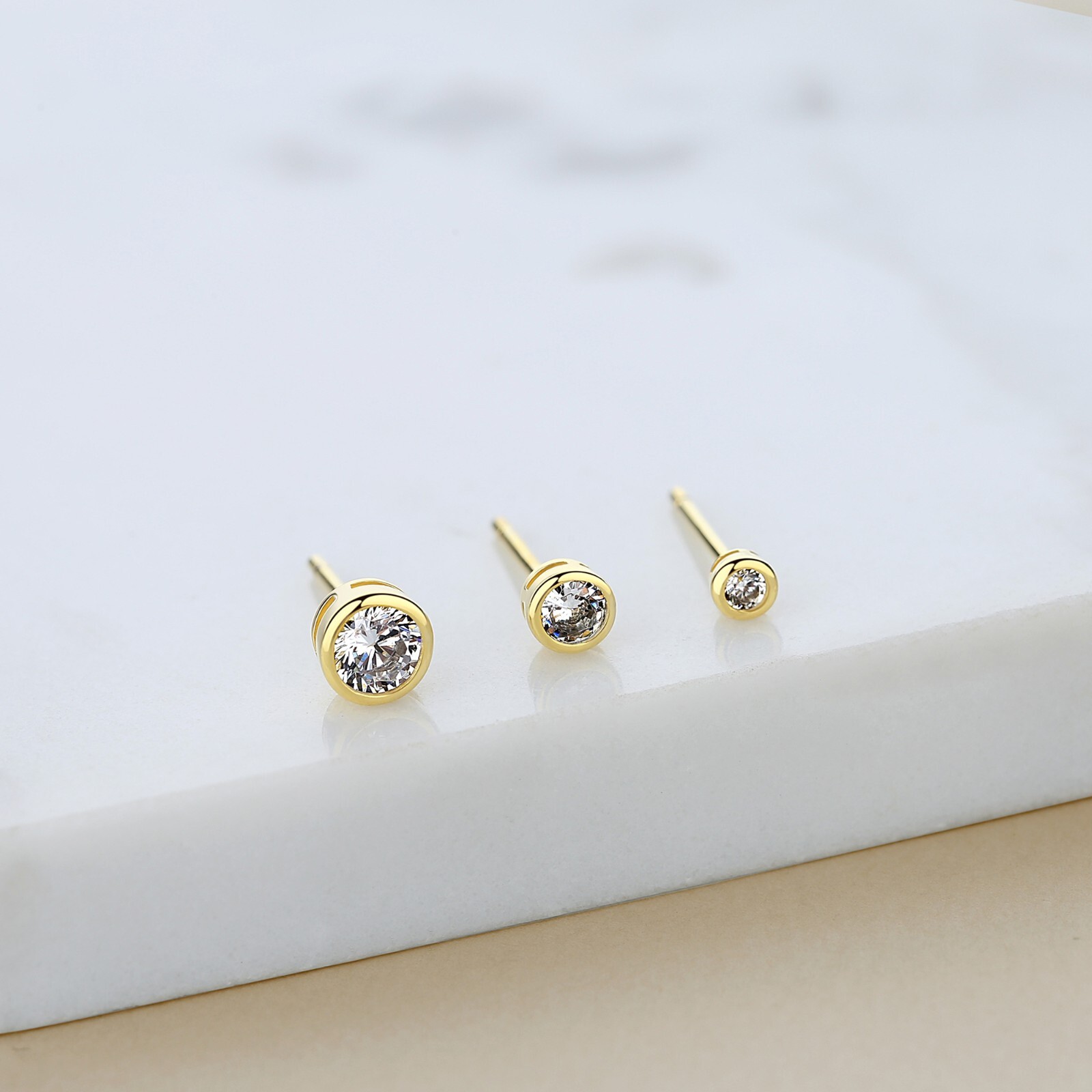 LAVISHE 925 Sterling Silver Timeless Cubic Zirconia Bezel Stud Earrings
