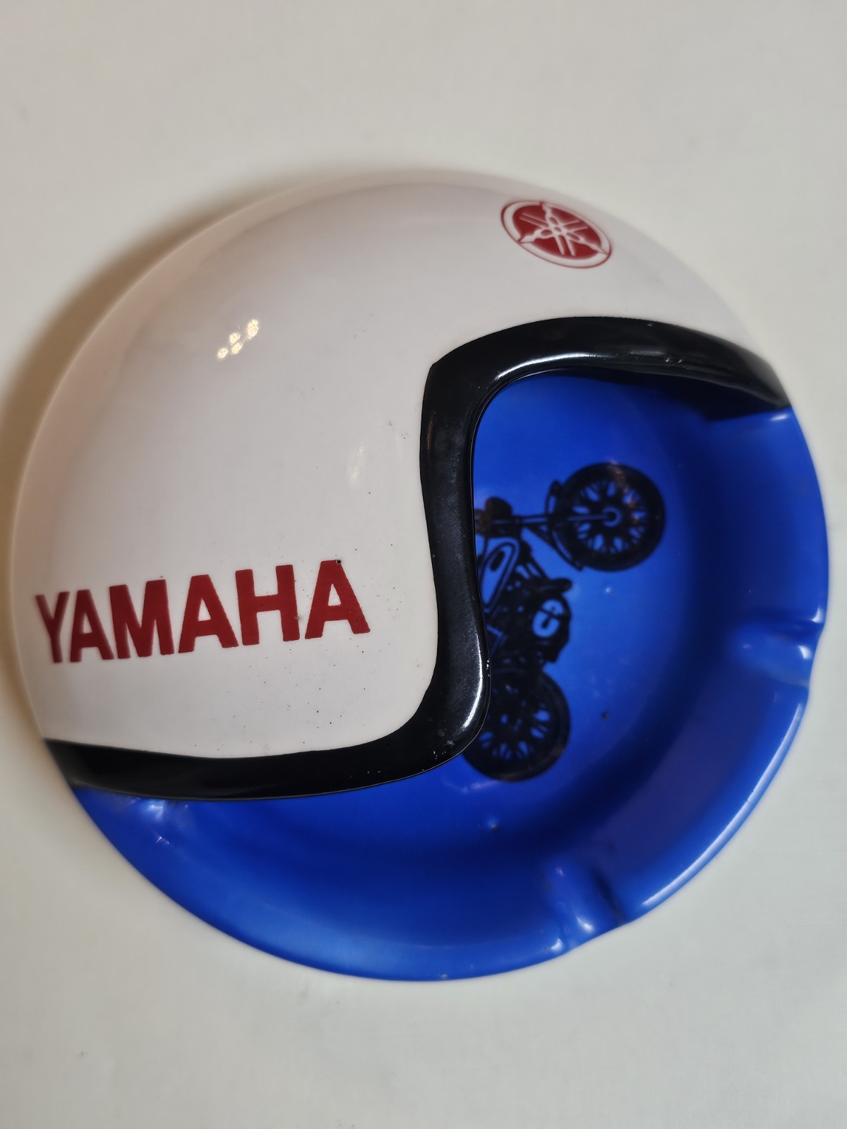 Vintage 1960's Yamaha Enduro Motorcycle Helmet Ashtray Dealer Ash Tray Vintage 1960's Yamaha Enduro Motorcycle Helmet Ashtray Dealer Ash Tray