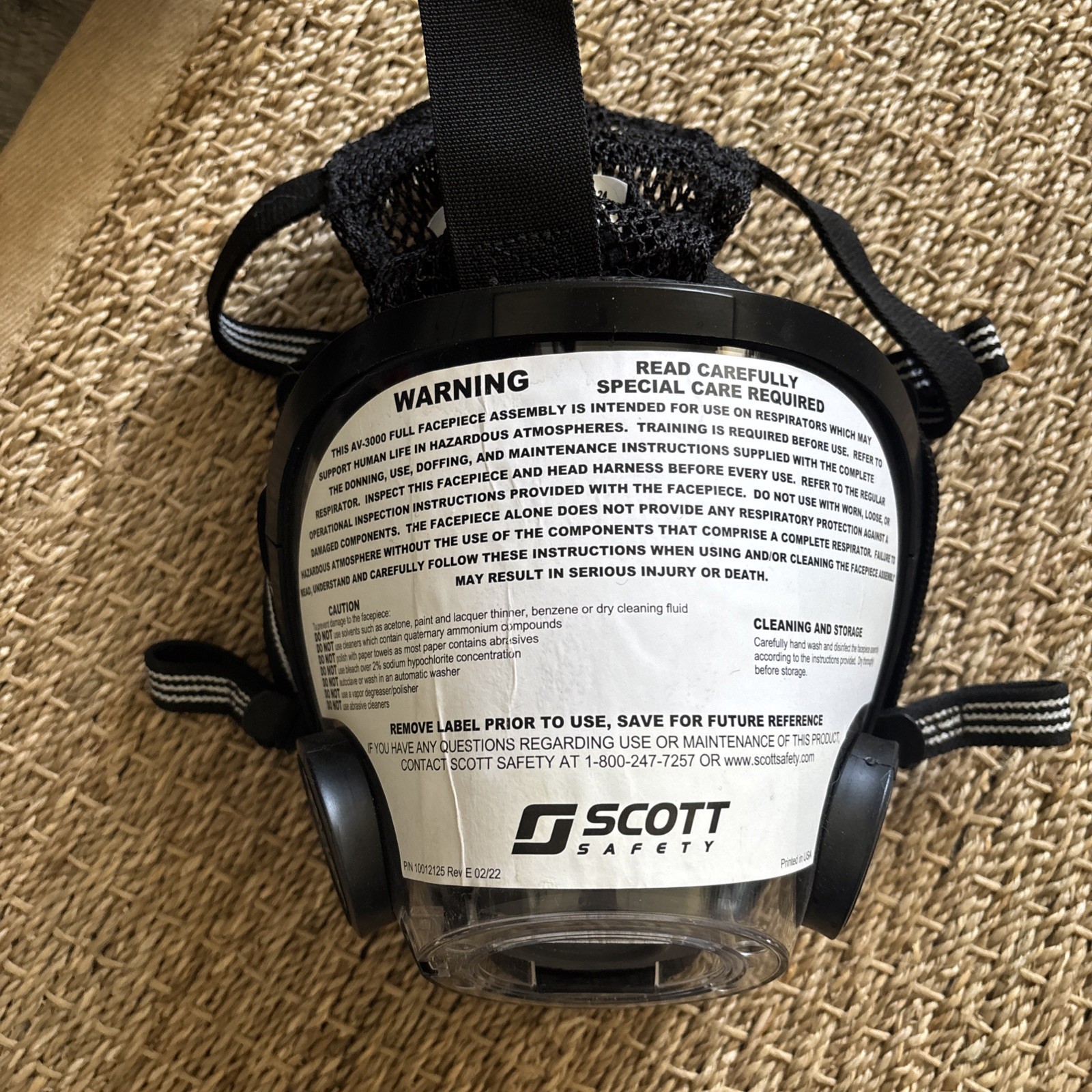 3M Scott Safety AV-3000 Full Face Respirator