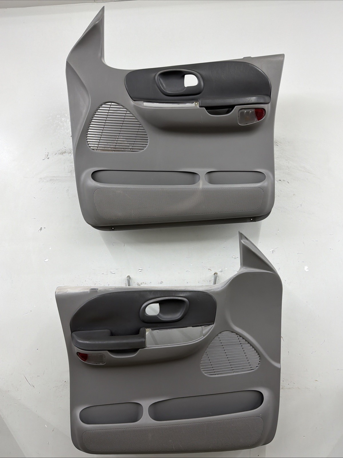 99-03 Ford F-150 F150 Crew Cab OEM Driver & Passenger Door Panels Power Gray