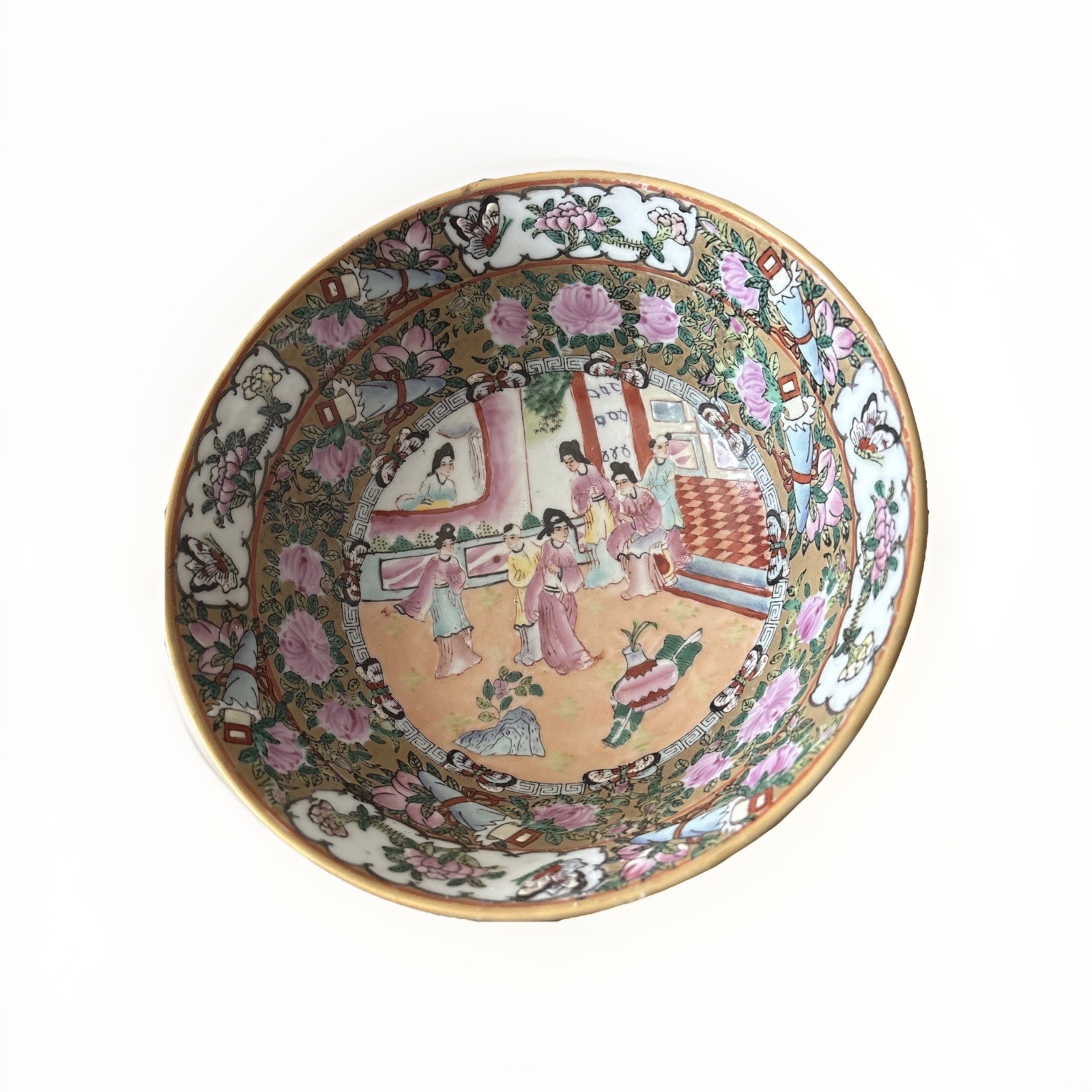 Antique Hand painted and signed Chinese bowl. VGC Famille Rose -Qianlong Emperor Antique Hand painted and signed Chinese bowl. VGC Famille Rose -Qianlong Emperor