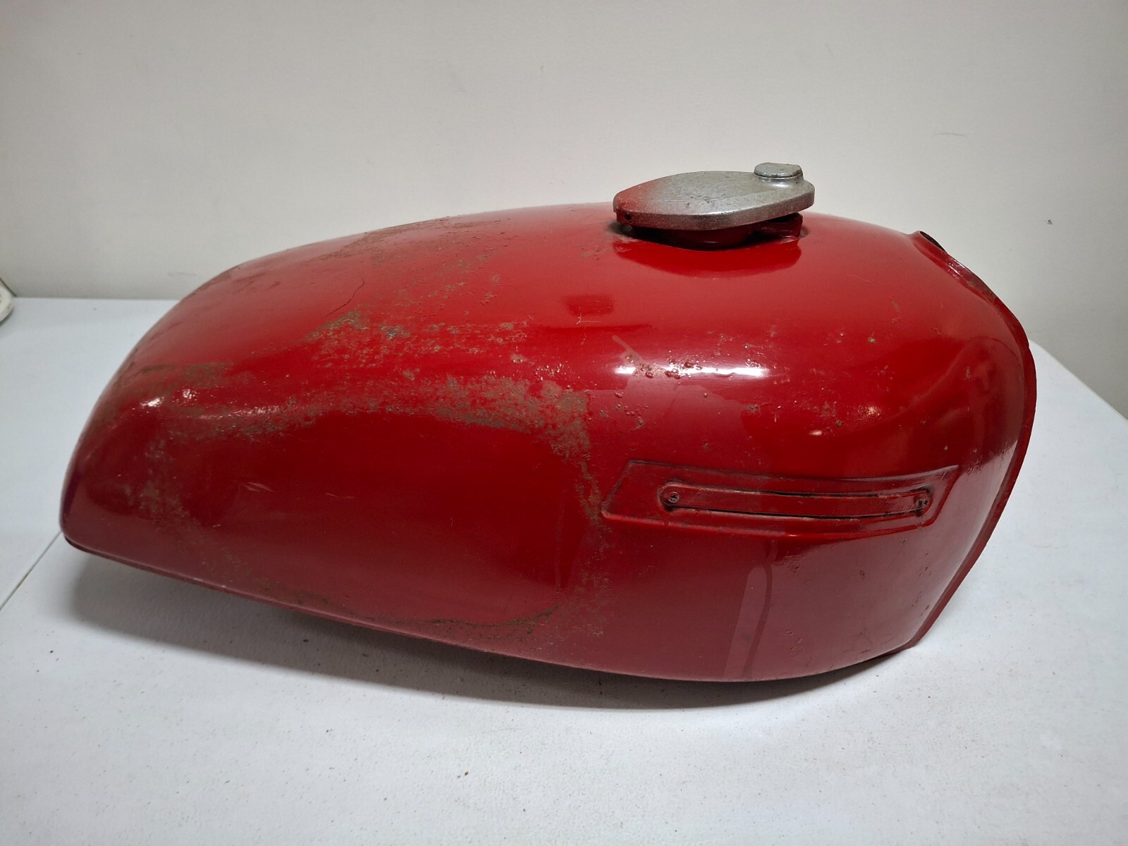 1978 Kawasaki KZ750 Motorcycle Gas Fuel Tank Red Vintage OEM