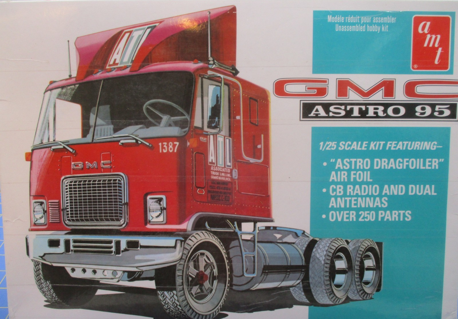 AMT AMT1140/06 GMC ASTRO 95 WRAPPED 1:25 Kit MORE LISTED 2021 ISSUE