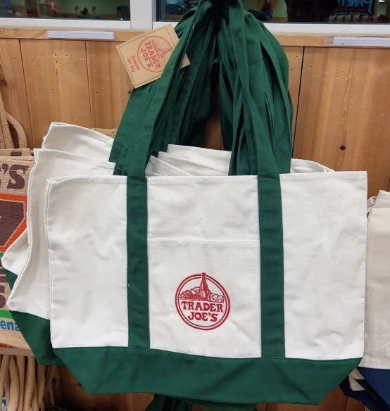 Trader Joe’s Canvas Large Green Shopping Bag Limited Tote New W/Tags Trendy US