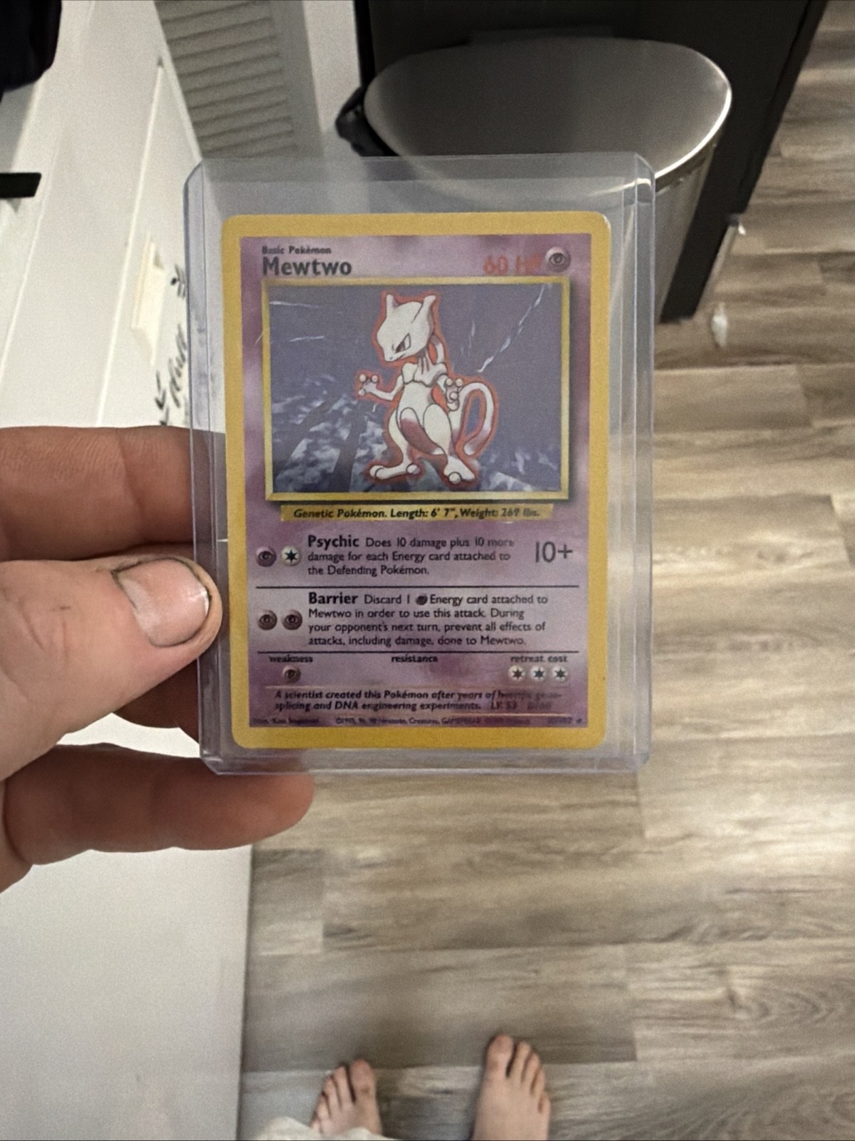 Mewtwo 010/102 Base Set Holo