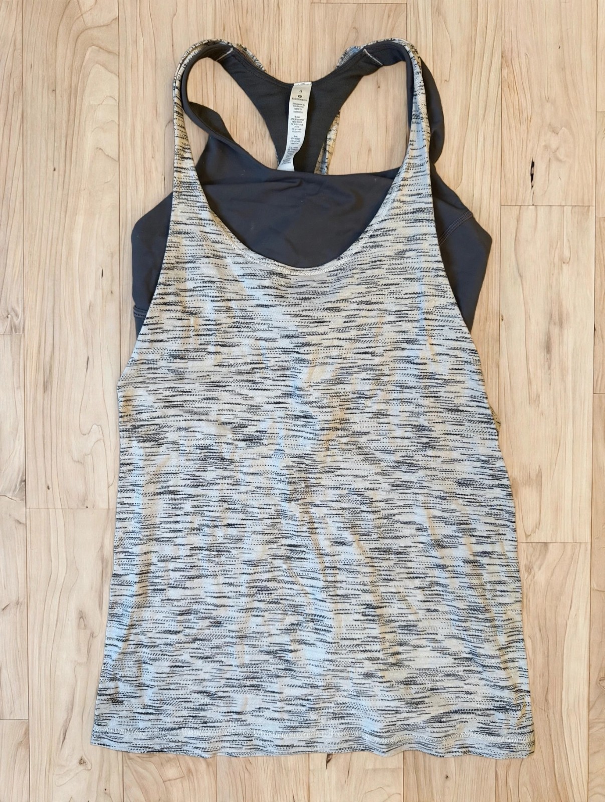 NWT lululemon Twist and Toil 2-in-1 Bra Tank Gray Black Women\'s 4 LW1BCBS