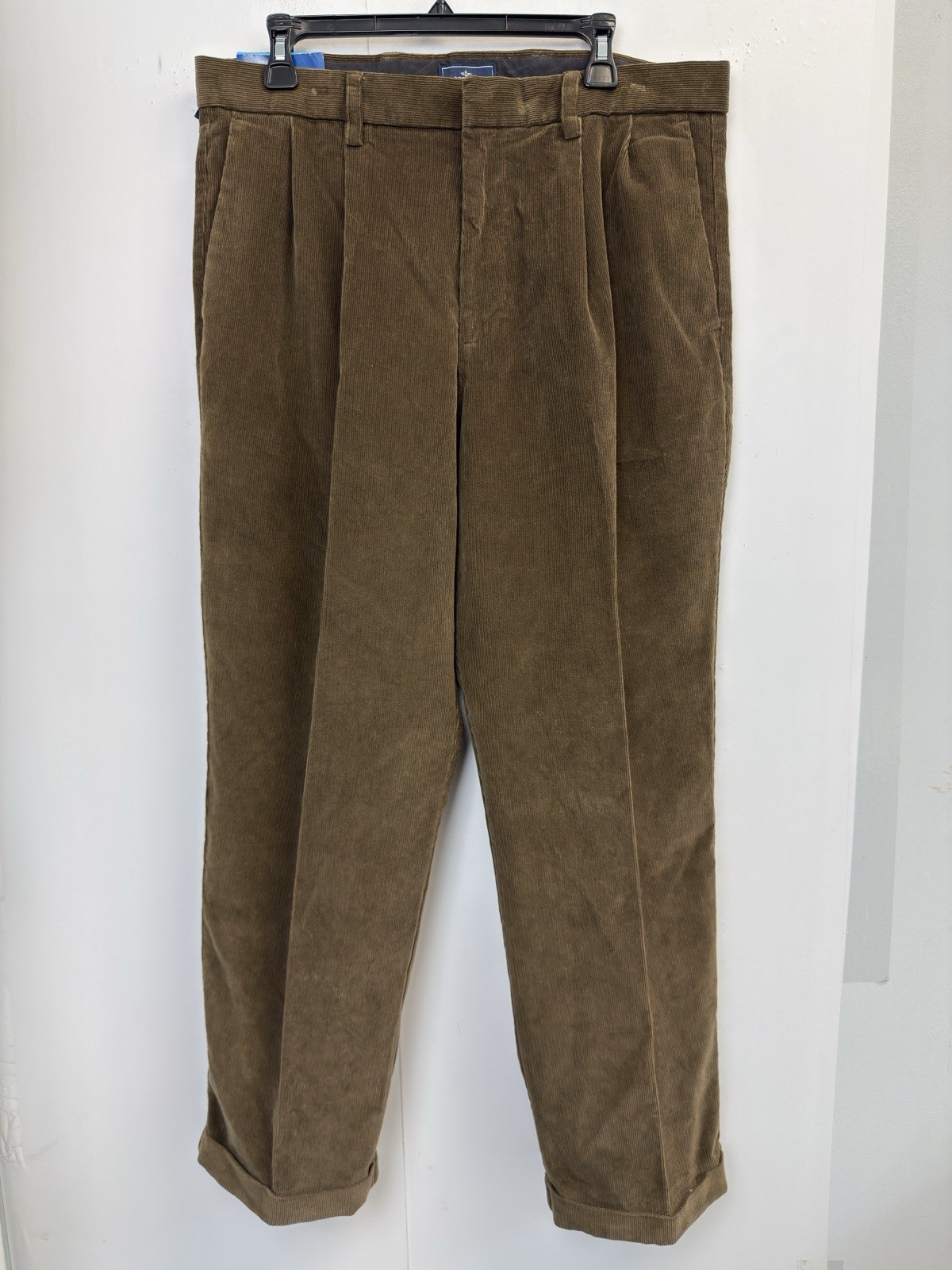 NEW Dockers Men\'s Brown Plush Corduroy Pleated Cuffed Pants Size 36X30 Cotton