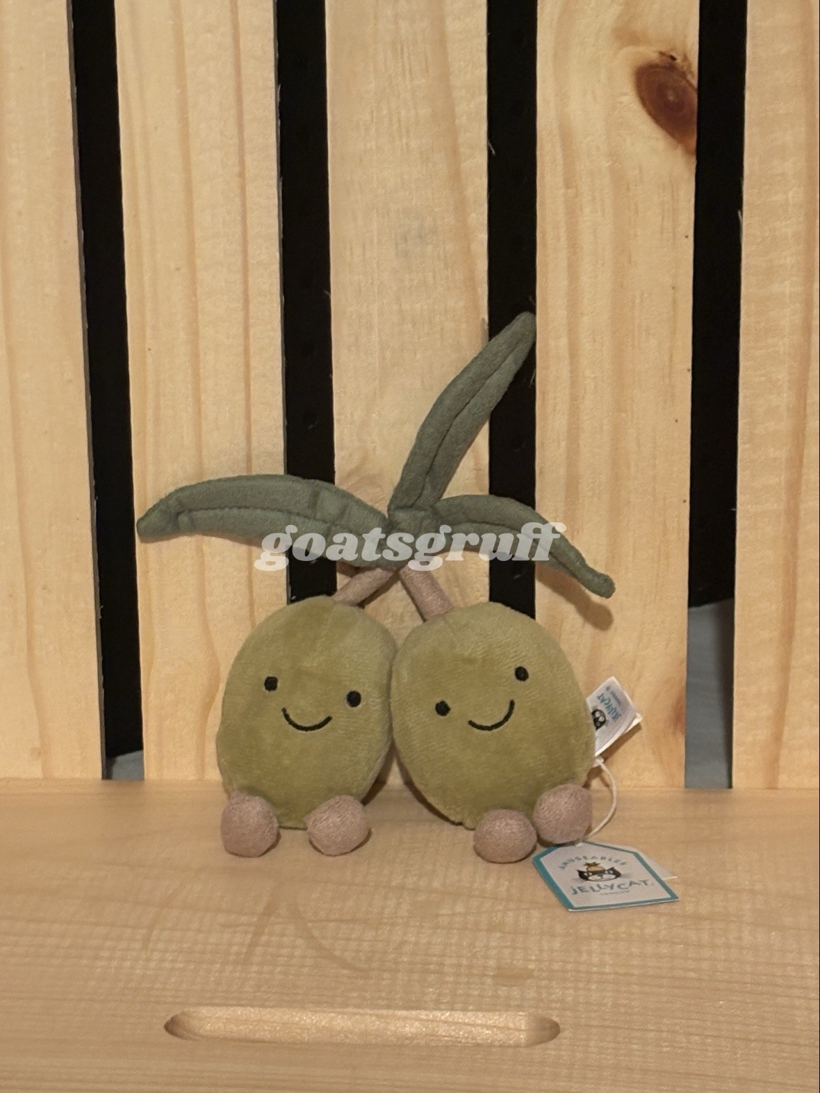 Retired NWT Jellycat amuseable olives OG - Authentic Retired NWT Jellycat amuseable olives OG - Authentic