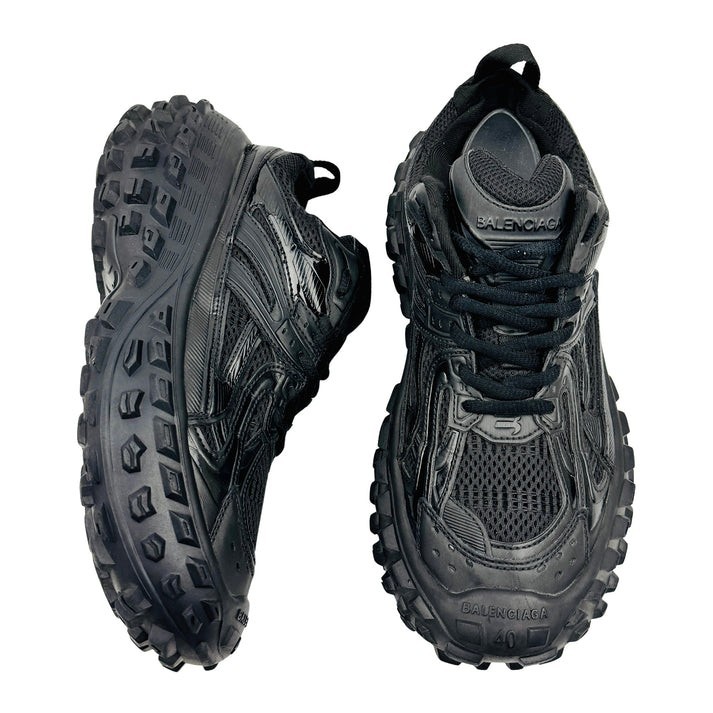BALENCIAGA Mens Defender Tonal Black Bouncer Tire Tread Sneakers EU 40 US 7.5