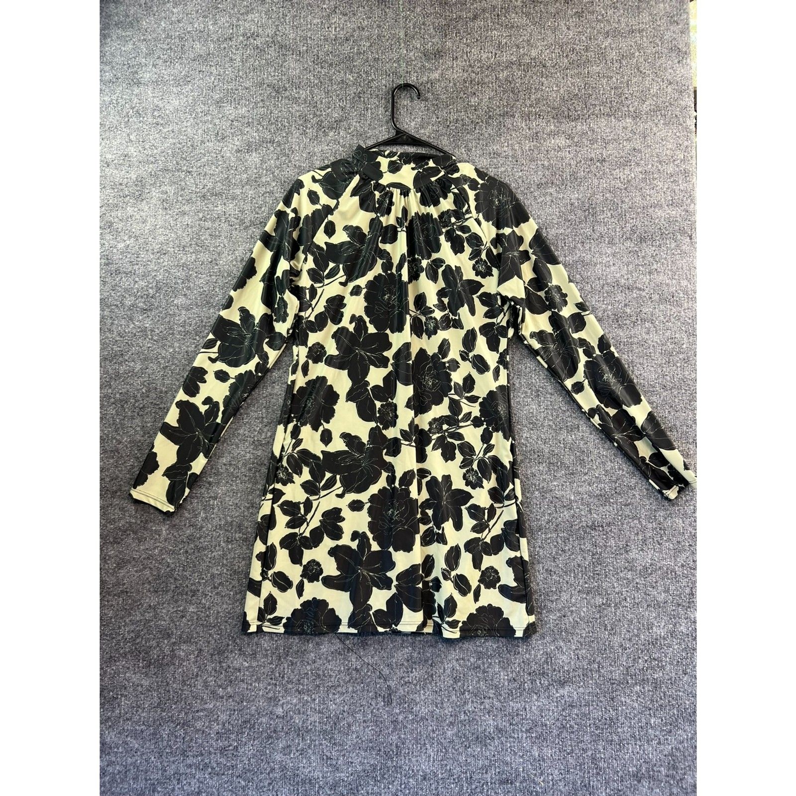 Women’s XL Green Black Floral Long Sleeve Modest Swim Dress Rash Guard