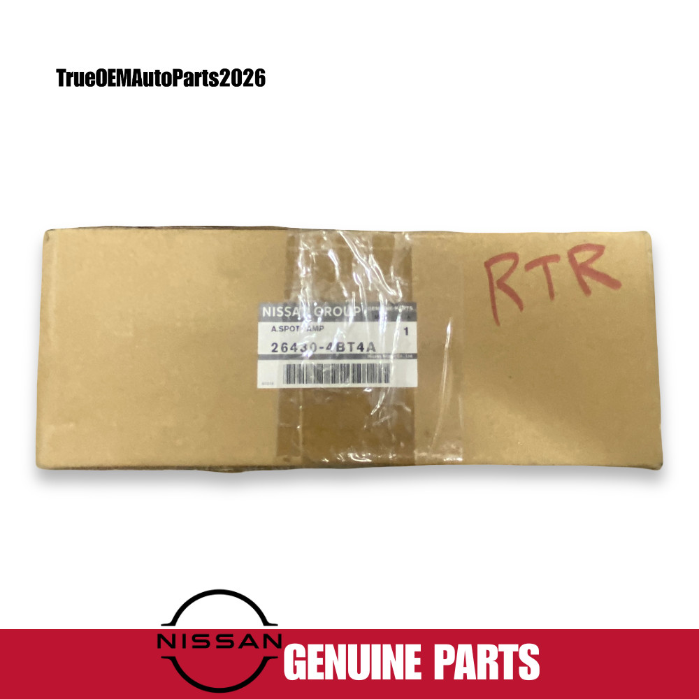 2015-2017 Nissan Rogue Genuine OEM Map Lamp Assembly 26430-4BT4A Open Box