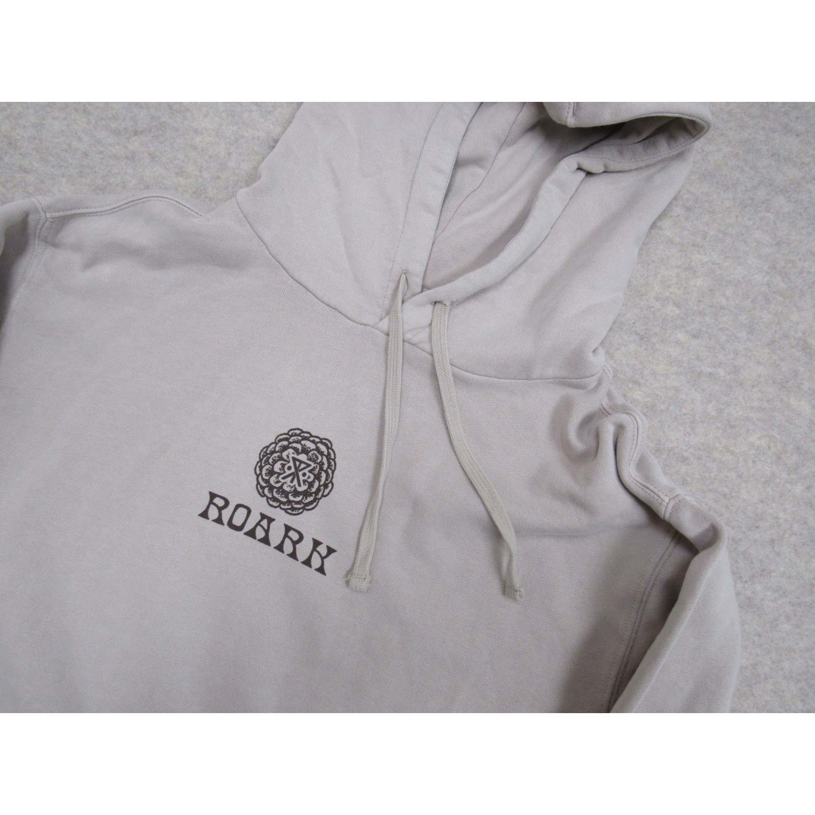 Roark Cone Collectors Graphic Hoodie Mens Medium Khaki Tan Pine Cone Fleece NWT