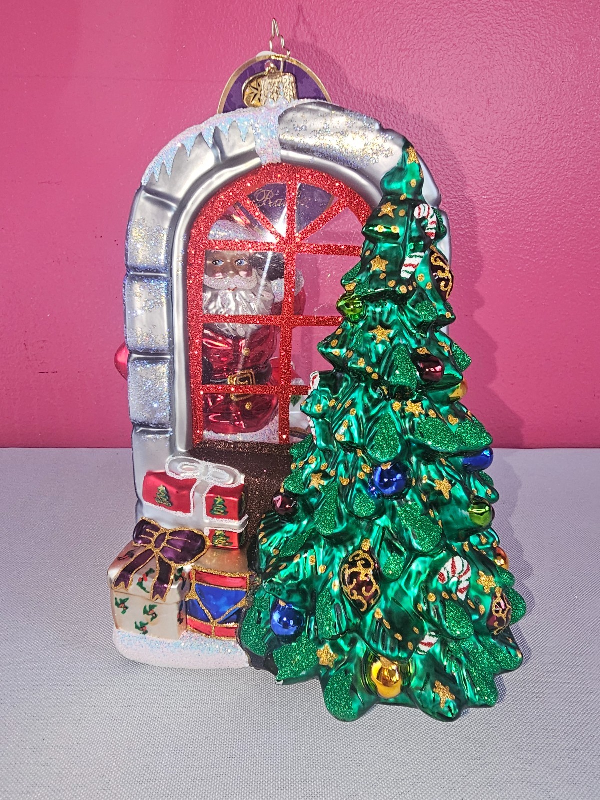 Christopher Radko A Glimpse of Christmas Ornament 1016985 Santa Looking In *READ