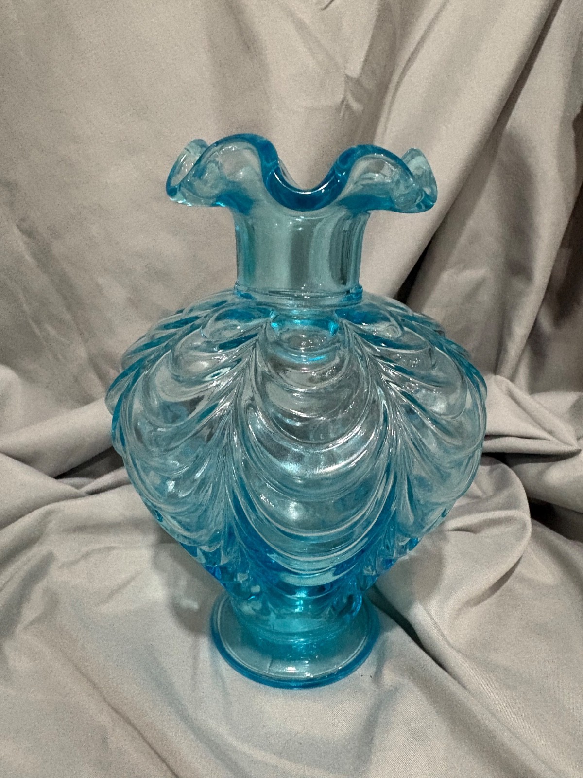 Vintage Fenton Blue Topaz Drapery Vase Ruffled Rim 7.5\ Vintage Fenton Blue Topaz Drapery Vase Ruffled Rim 7.5\