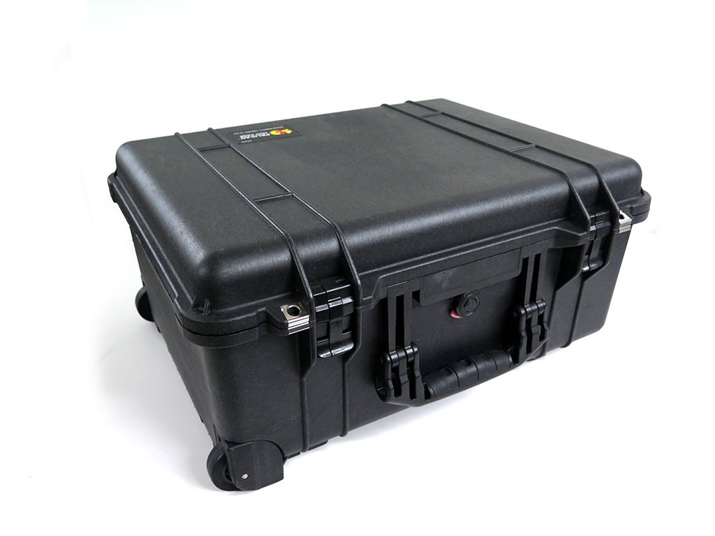 Pelican 1560 hard camera flight travel case w/ padded dividers - 22x18x11\
