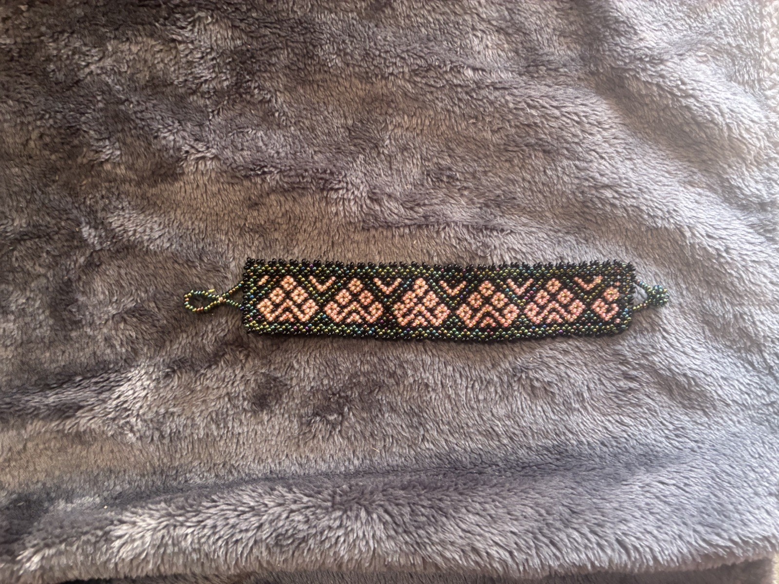 Vintage Hand Made Navajo Style Seed Glass Bead Bracelet Native American Rare Vintage Hand Made Navajo Style Seed Glass Bead Bracelet Native American Rare