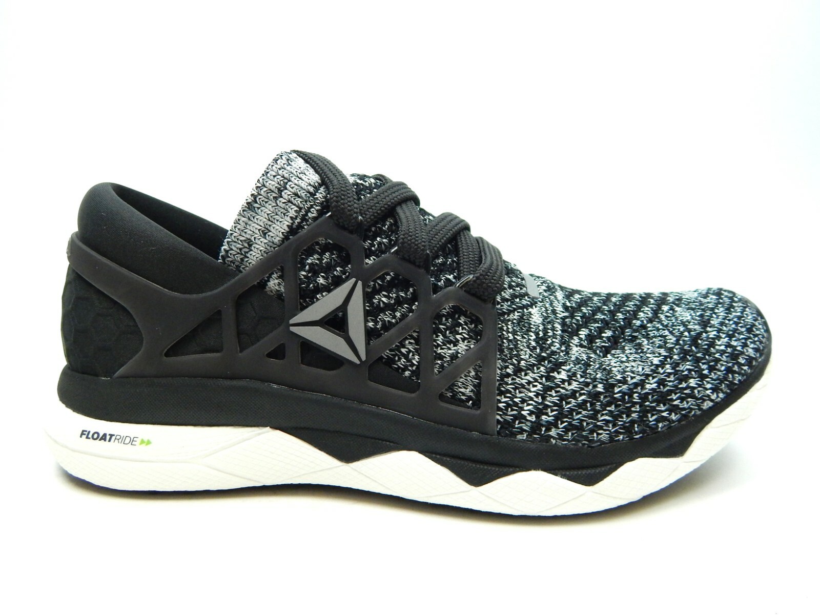 REEBOK FLOATRIDE ULTK BLACK COAL WHITE MEN SHOES CM9057