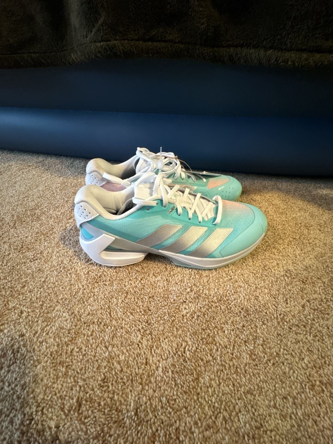 Adidas Adizero Ubersonic 5 Tennis Shoes Size 7.5 Turquoise Silver Pink