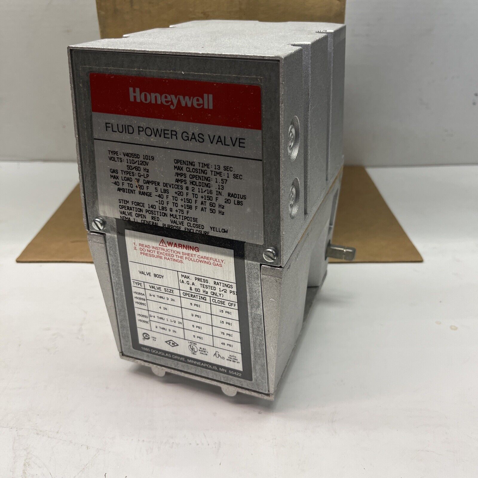 (NEW) Honeywell On-Off Fluid Power Gas Valve Actuator V4055D1019 (V4055D-1019)