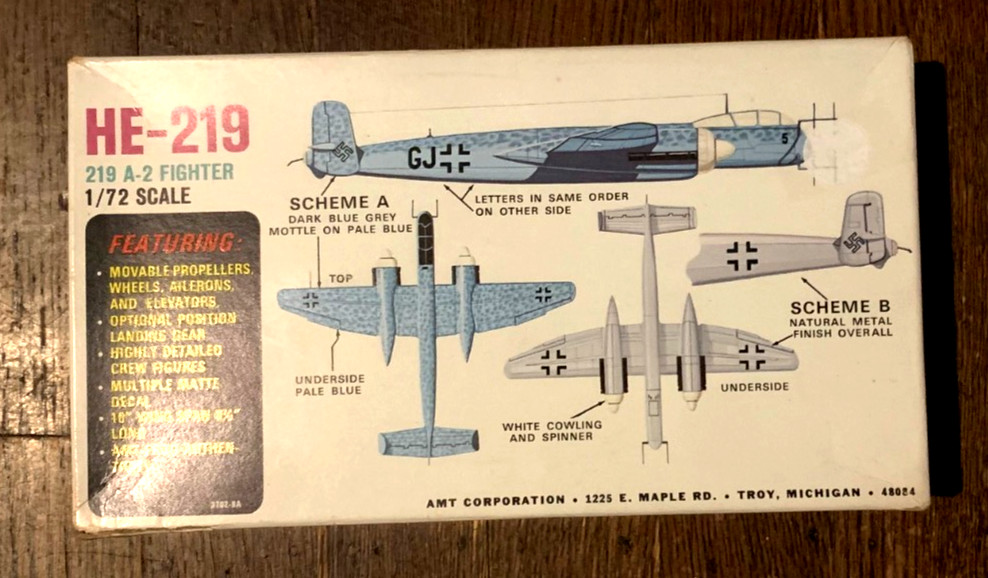 Vintage HE-219 HEINKel 219 A-2 Fighter Plane 1/72 Model Kit AMT/FROG 3702-80 Vintage HE-219 HEINKel 219 A-2 Fighter Plane 1/72 Model Kit AMT/FROG 3702-80