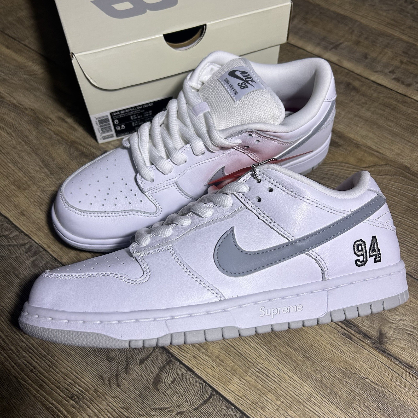 Nike Dunk SB Low x Supreme 94 White Metallic Silver Men’s Size 8 HQ8487-100