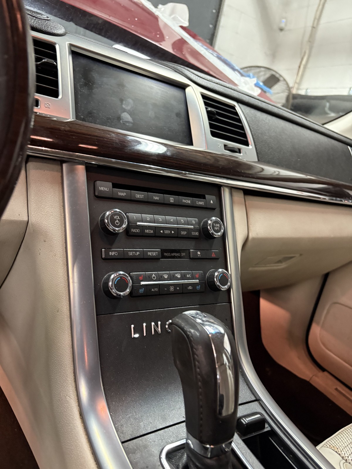 Used Radio Receiver fits: LINCOLN MKS 10 ID AA5T-18C815-AB