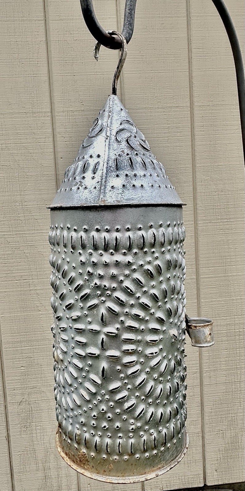 ANTIQUE 19th C. FOLK ART PIERCED METAL PAINTED TIN PUNCHED CANDLE LANTERN LARGE