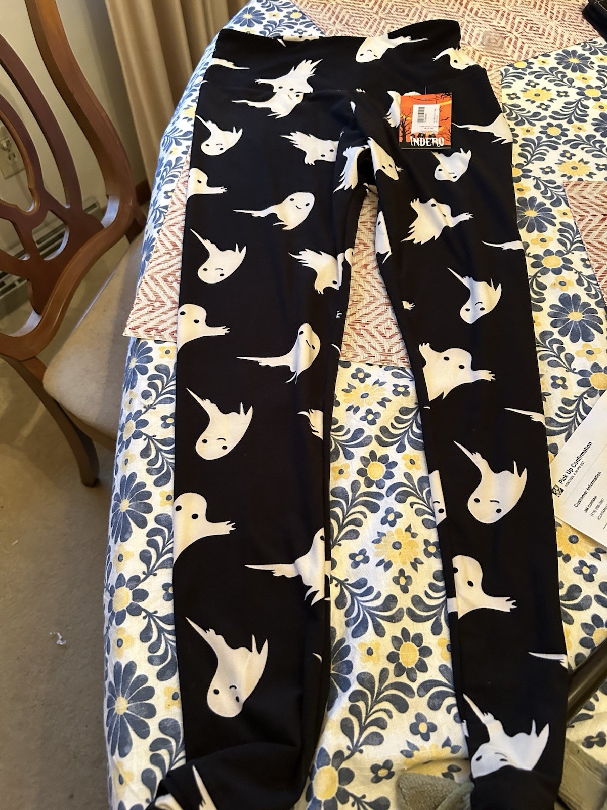 Indero Black Ghost Print Leggings - White Ghosts - Small