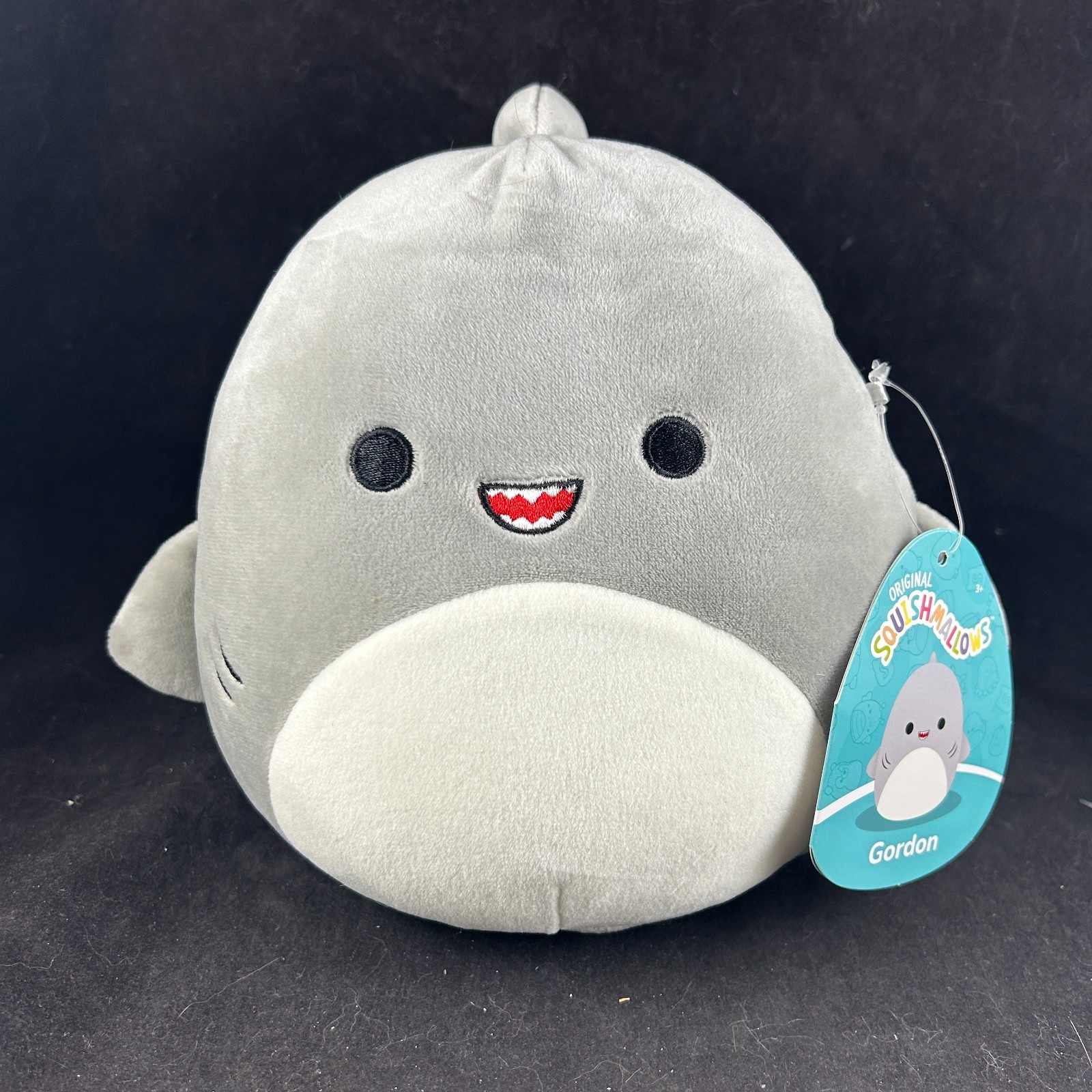 2023 NWT SQUISHMALLOWS GORDON GREY SHARK 8\