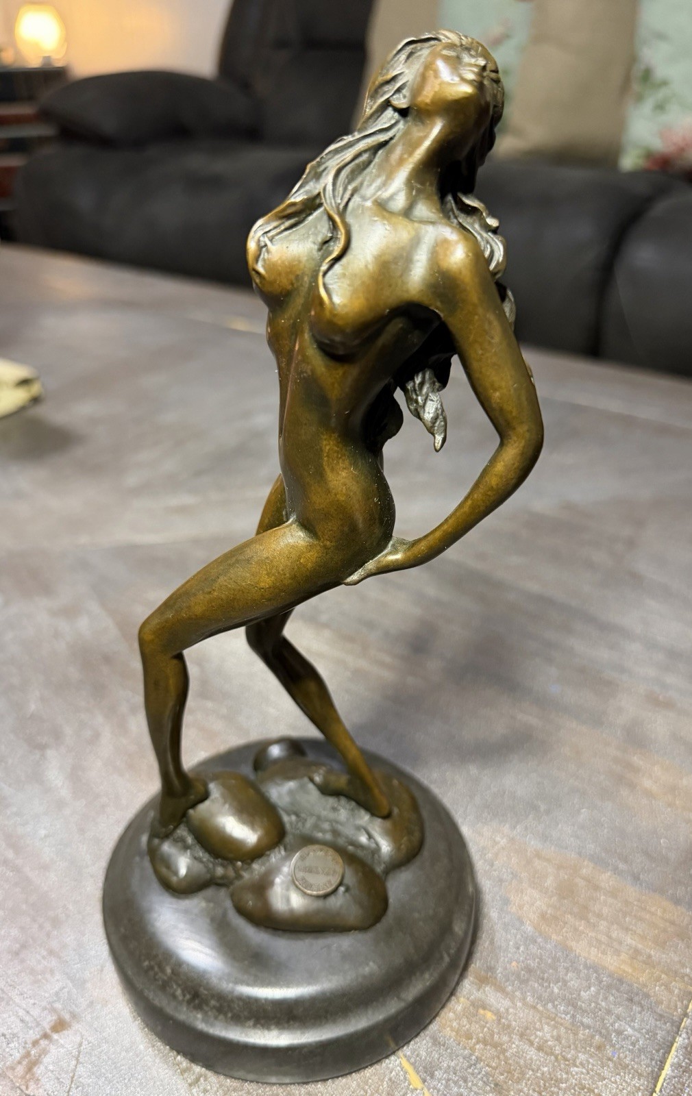 ALDO VITALEH Bronze LADY ON ROCKS Sculpture Statue 10” Tall European Finery ALDO VITALEH Bronze LADY ON ROCKS Sculpture Statue 10” Tall European Finery