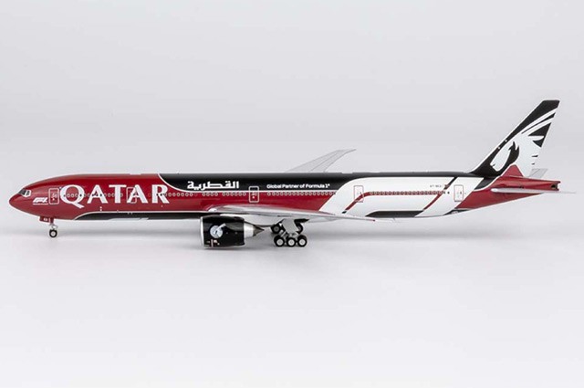 73095 NG 777-300ER 1/400 Model A7-BEG Qatar Airways 73095 NG 777-300ER 1/400 Model A7-BEG Qatar Airways