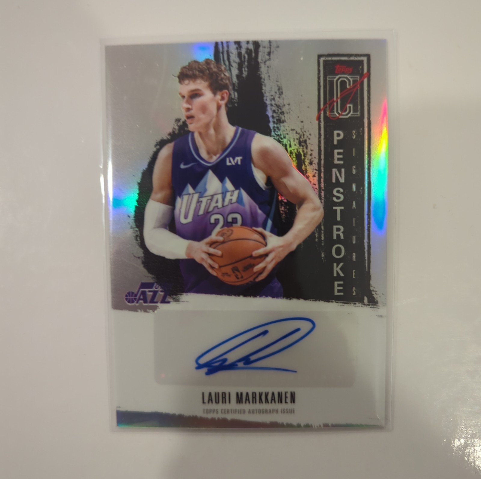 Topps Signature Class 2025-26 Lauri Markkanen Penstroke Chrome Refractor Auto 
