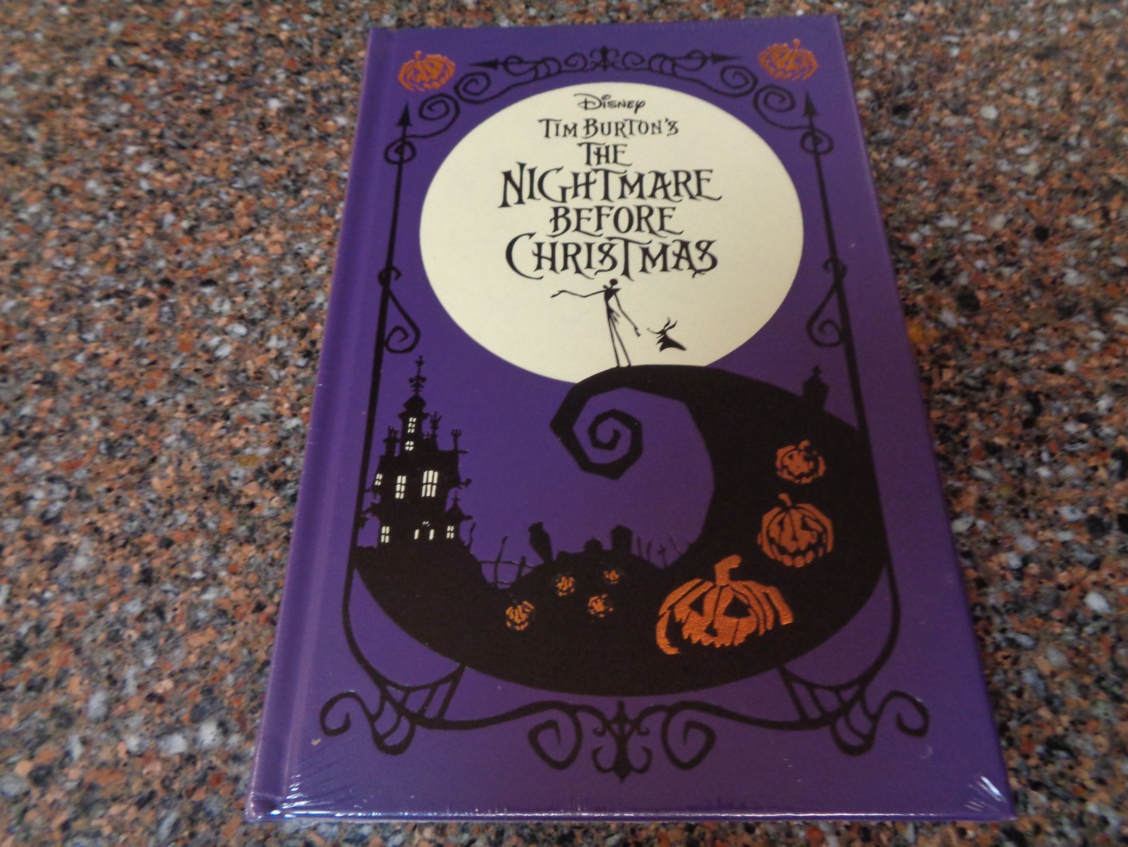 The Nightmare Before Christmas (Sealed New) Collectible Leather Bound Burton