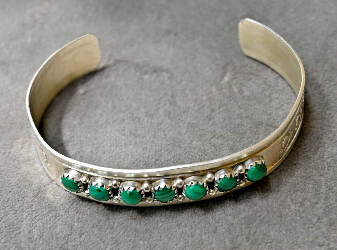New Navajo Cuff by Elsie Yazzie Malachite & Silver 14.2 grams 6.75\ New Navajo Cuff by Elsie Yazzie Malachite & Silver 14.2 grams 6.75\
