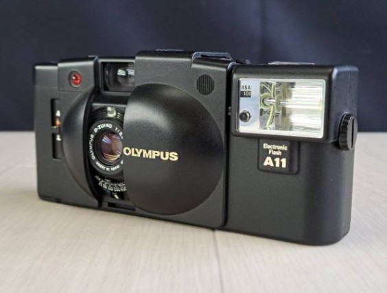 [1Yr Warranty] Olympus XA 35mm A11 flash Rangefinder Film Camera NEAR MINT #675