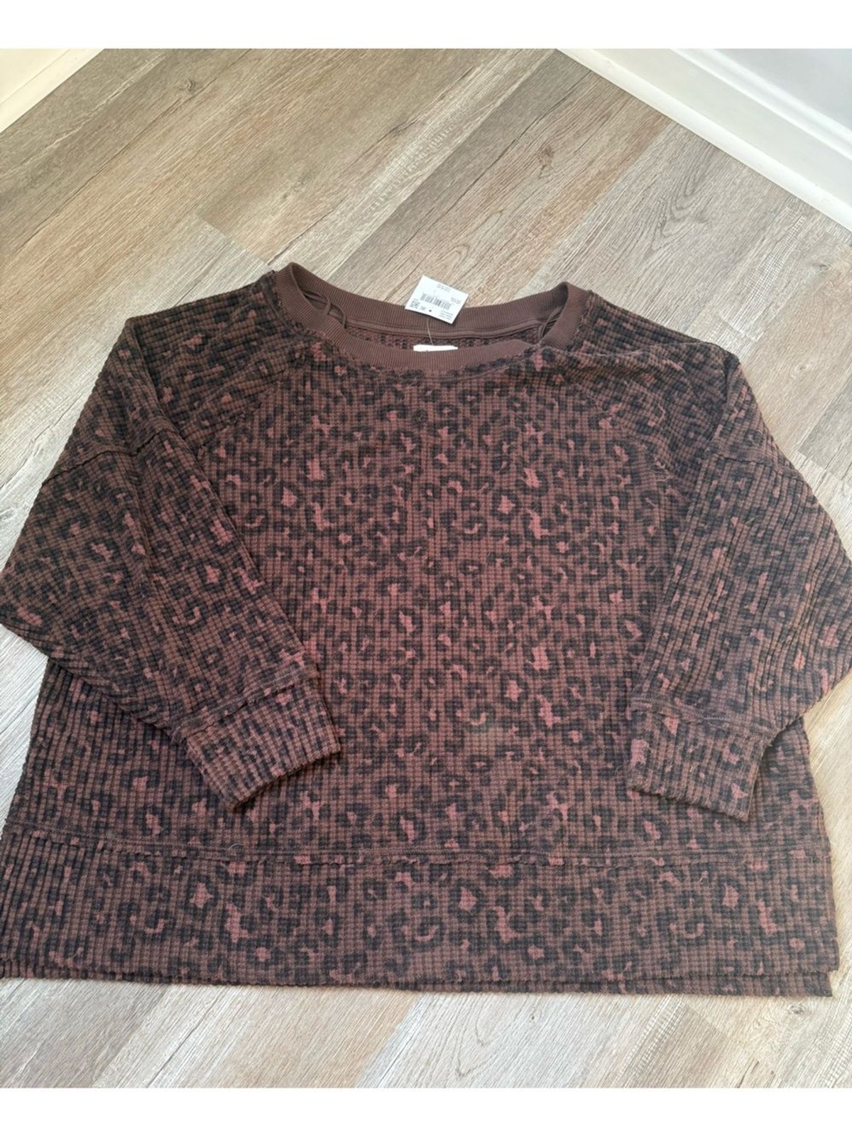 American Eagle Big Hug Leopard Waffle Knit Crewneck Sweatshirt Brown Black XXL