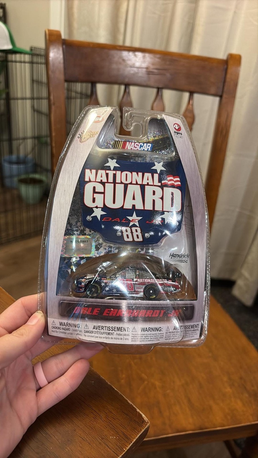 Motorsports Authentics Winner\'s Circle Dale Earnhardt Jr #88 1:64 2004 Impala