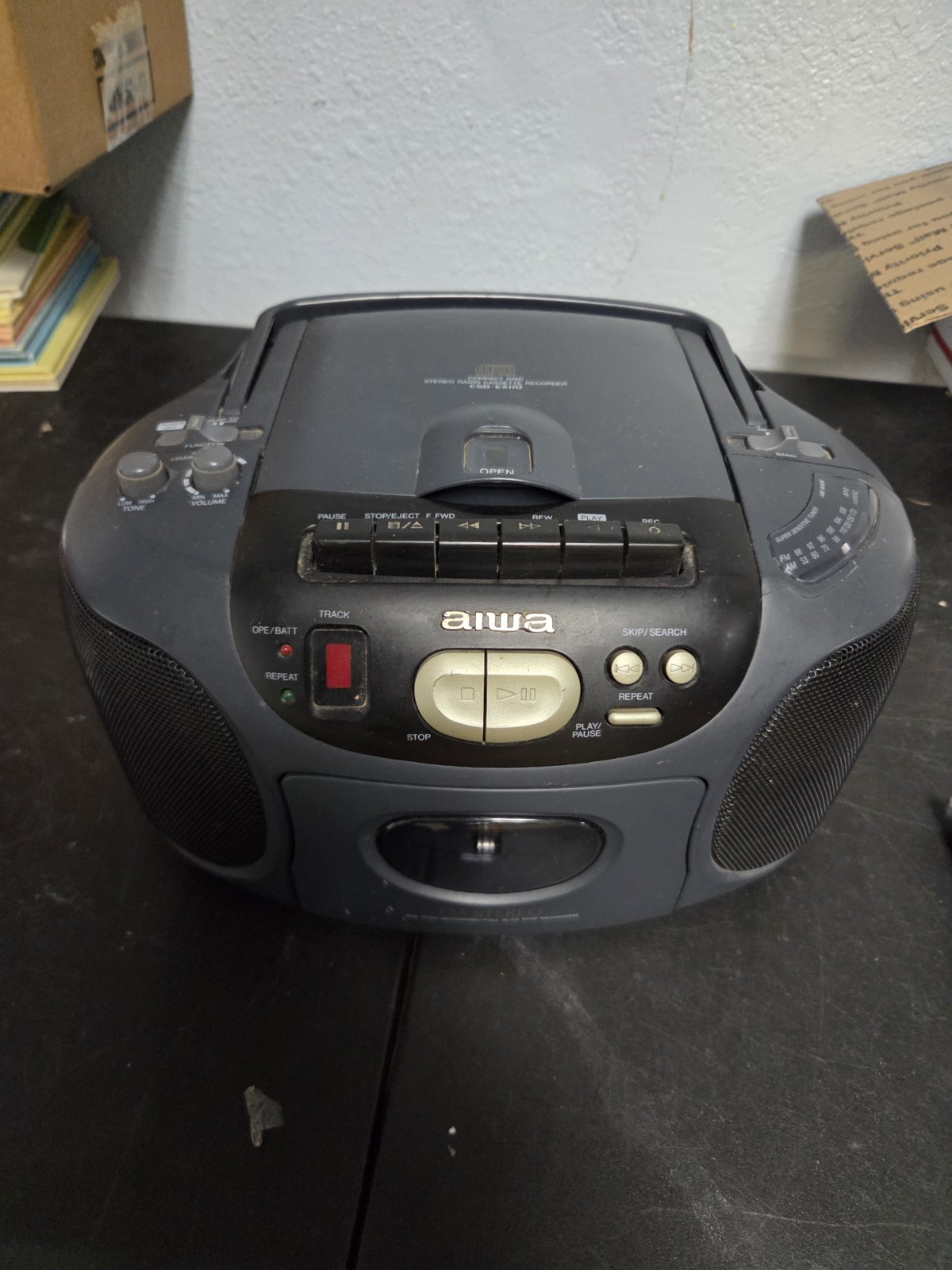 Aiwa CSD-EX110U Portable CD Cassette AM/FM Stereo Boombox Radio Tape NO CD
