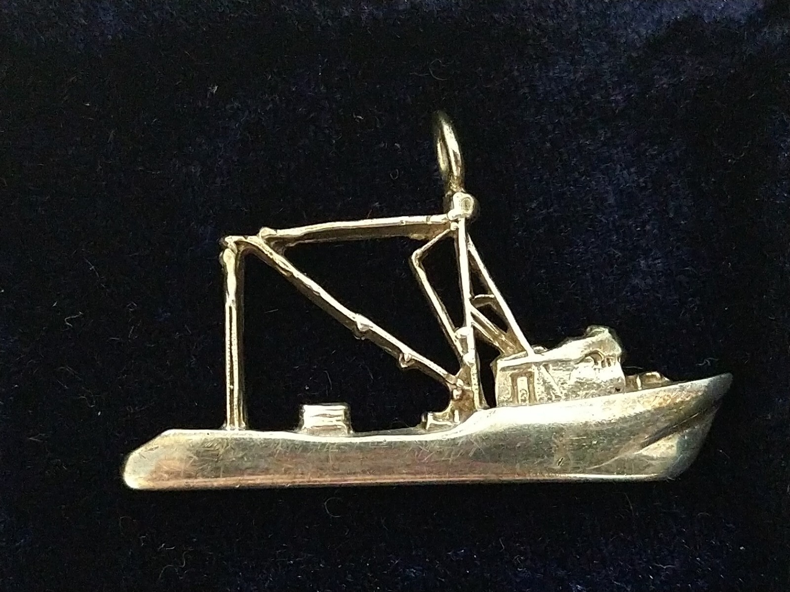 Sterling Silver Chesapeake Deadrise Oyster Tonging Boat, Pendant