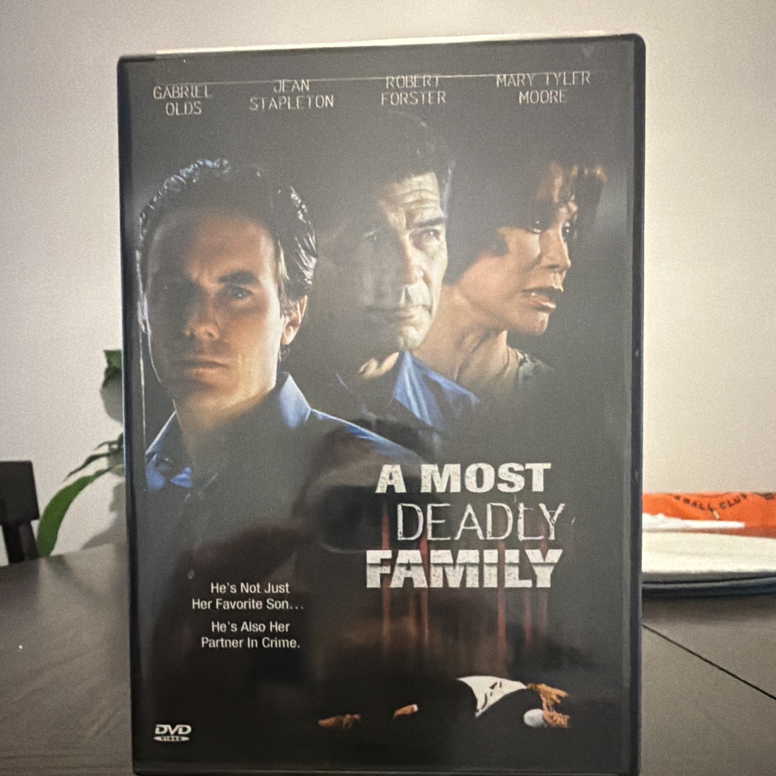 💿VERY RARE OOP 💿A Most Deadly Family DVD Mary Tyler Moore 2001 TV Movie 💿VERY RARE OOP 💿A Most Deadly Family DVD Mary Tyler Moore 2001 TV Movie