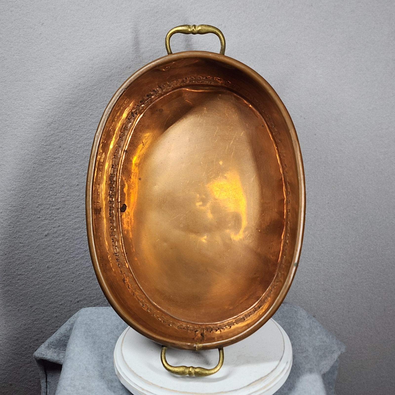 Antique Hand Hammered Copper Oval Roasting Pan 16\
