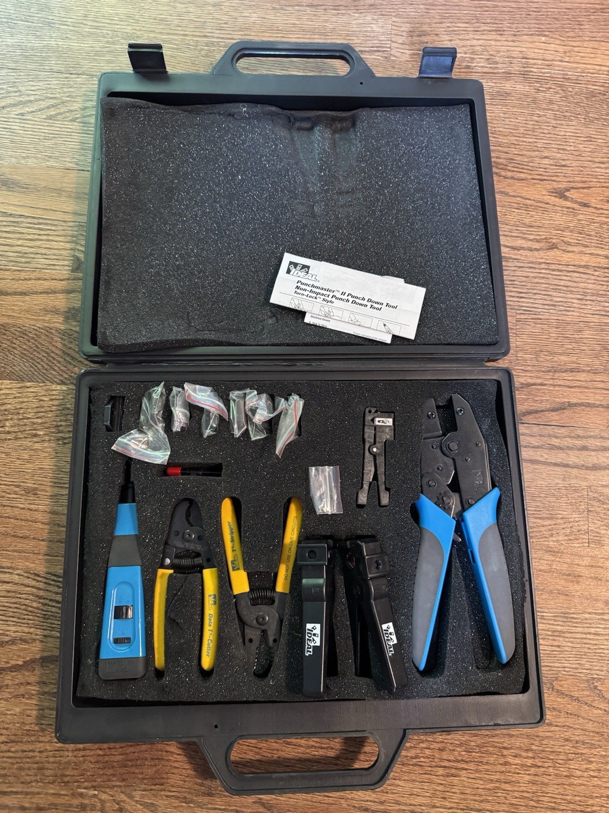 IDEAL Industries Cable Termination Tool Kit Punchmaster II Crimpmaster NEW NOS IDEAL Industries Cable Termination Tool Kit Punchmaster II Crimpmaster NEW NOS