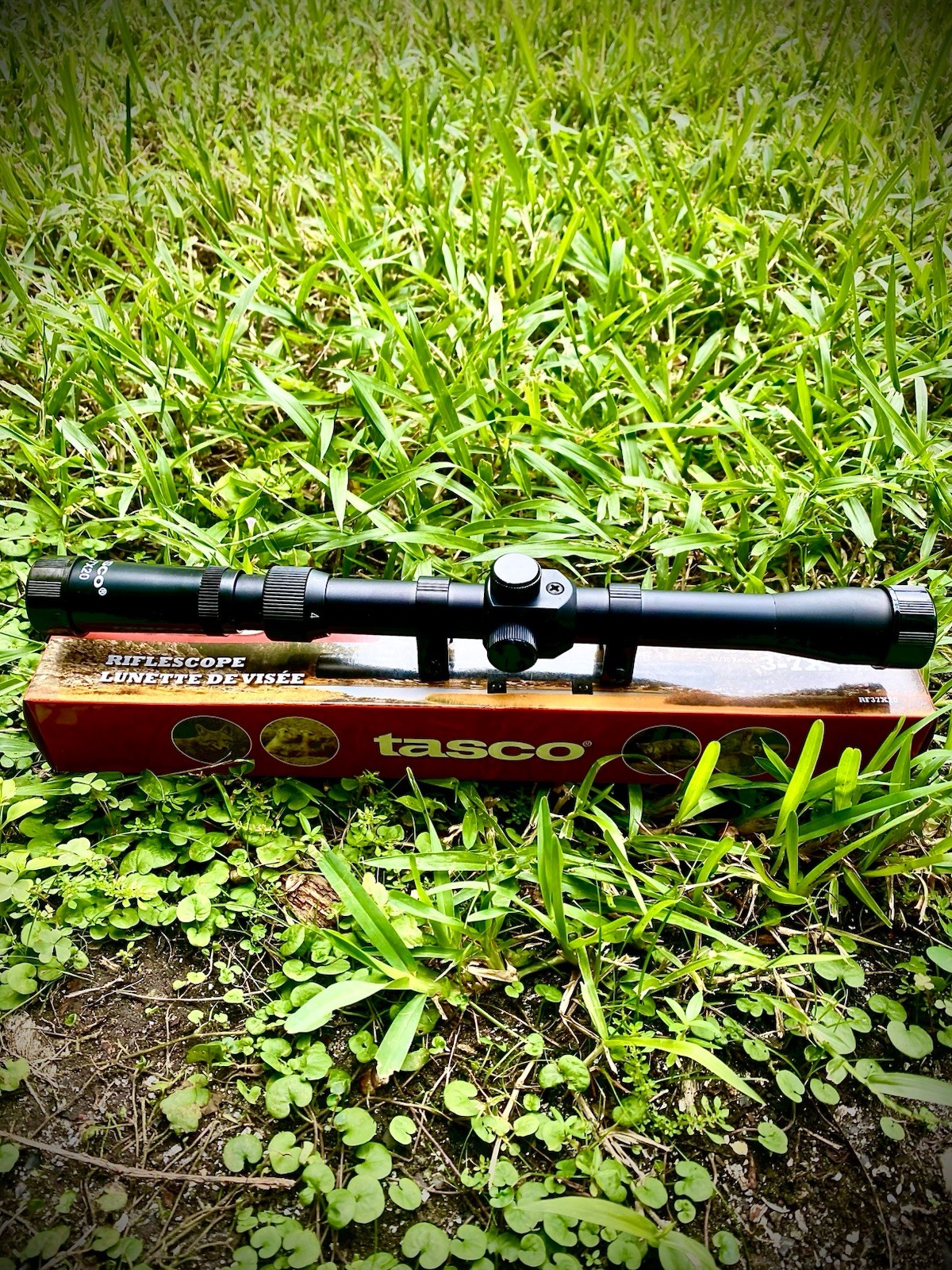 Tasco Variable Rifle Scope 3-7x20mm 30/30 Reticle Black RF37X20 Tasco Variable Rifle Scope 3-7x20mm 30/30 Reticle Black RF37X20