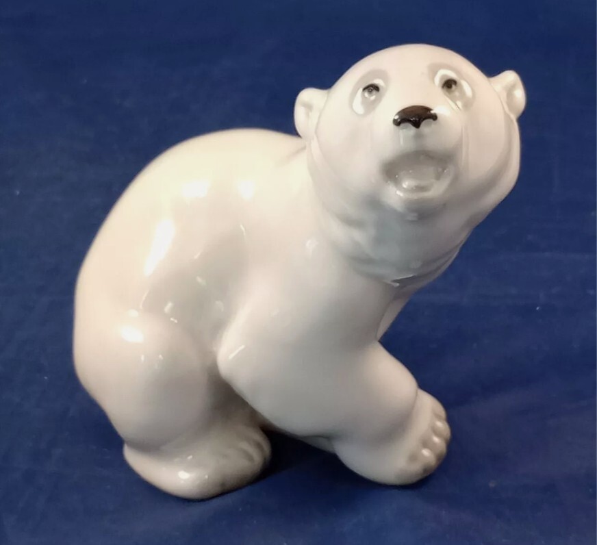Vintage Russian LOMONOSOV LFZ Porcelain Polar Bear Russia Vintage Russian LOMONOSOV LFZ Porcelain Polar Bear Russia