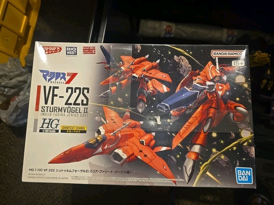 BANDAI HG Macross 7 VF-22S Sturmvogel II (Milia Farina Jenius) Plastic Model kit BANDAI HG Macross 7 VF-22S Sturmvogel II (Milia Farina Jenius) Plastic Model kit