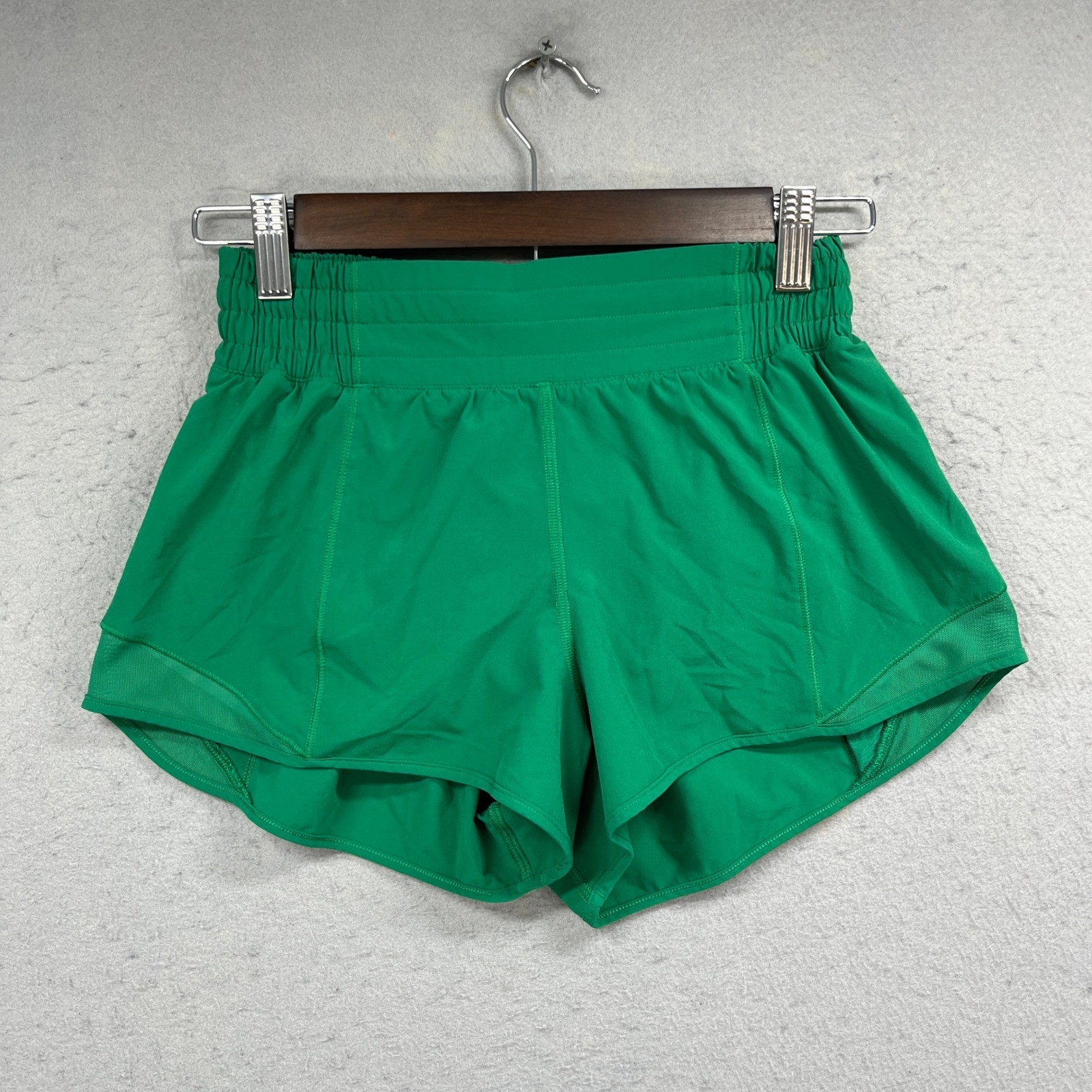 Lululemon Hotty Hot Shorts Women 4 Green High Rise Running Athletic Workout