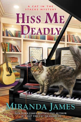 Hiss Me Deadly (Cat in the Stacks Mystery) - Hardcover - VERY GOOD Hiss Me Deadly (Cat in the Stacks Mystery) - Hardcover - VERY GOOD